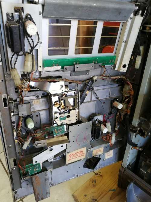 MAKE AN OFFER!!! Vintage BALLY 3 Reel 25c Slot Machine - WORKING CONDITION!!!