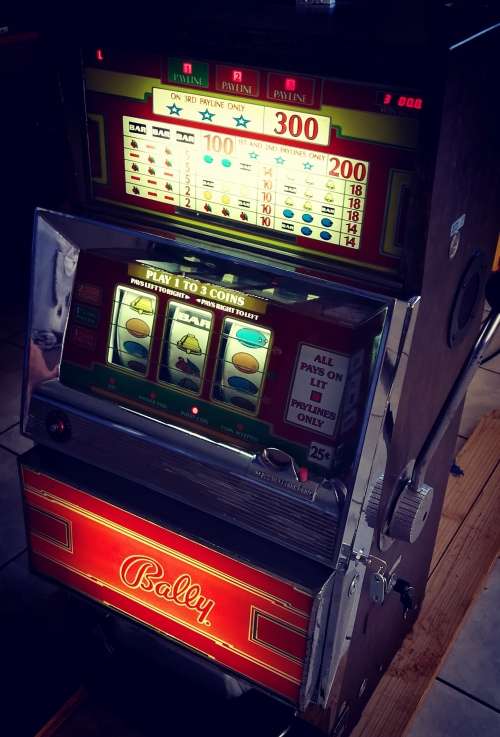 MAKE AN OFFER!!! Vintage BALLY 3 Reel 25c Slot Machine - WORKING CONDITION!!!