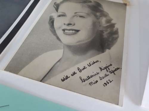 Autograph Collection, Mandela, Verwoerd, Freddie Mills, Evelyn Martin etc.
