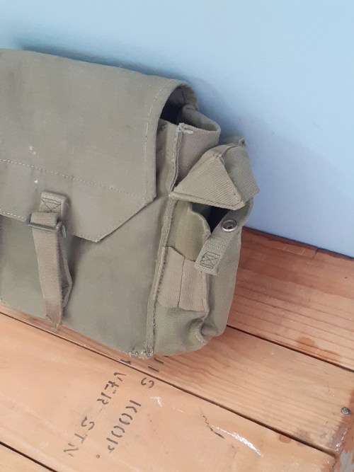 Old SANDF sling bag / ruck sack / kit