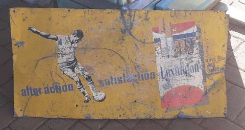 MAKE AN OFFER!!! Original LEXINGTON Litho Tin Sign!!!