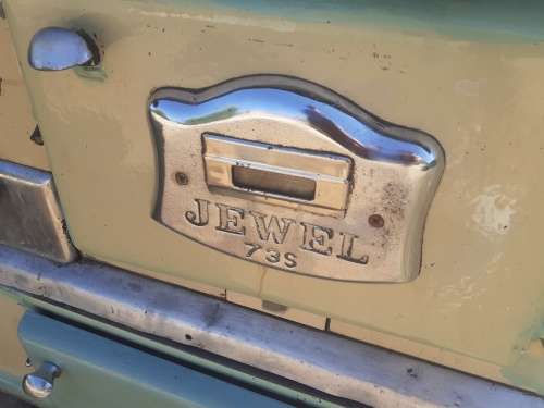 MAKE AN OFFER!!! Vintage Defy Jewel 735 with Warm Water basket and some old enamelware!!!