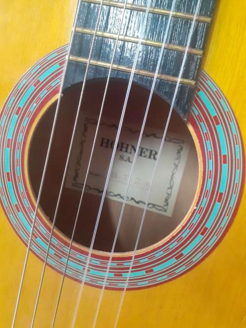 MAKE AN OFFER!!! Hohner Guitar with bag, books and Musedo digital tuner