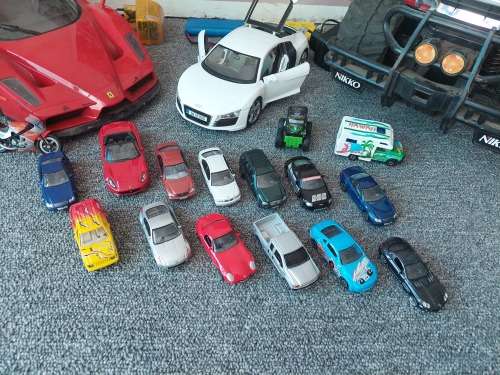 Collectable Sign & Toy Car Lot!!! All for 1 bid!!!