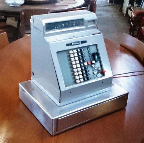 Vintage Cash Register, Monroe Sweda Model 46, Early to Mid 60's
