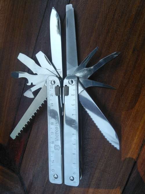 Victorinox Swiss army multi tool