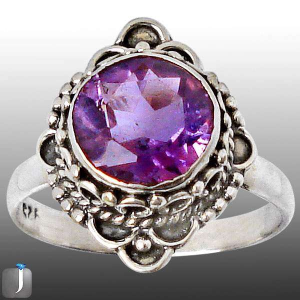 Huge Handcrafted 3.60 ct Purple Amethyst 925 Sterling Silver Ring. Tasteful
