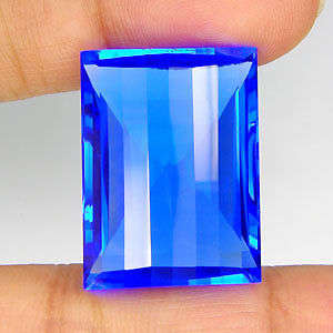 !!GIGANTIC!! 58.30ct STUNNING SWISS BLUE TOPAZ. SQUARE MIX CUT.