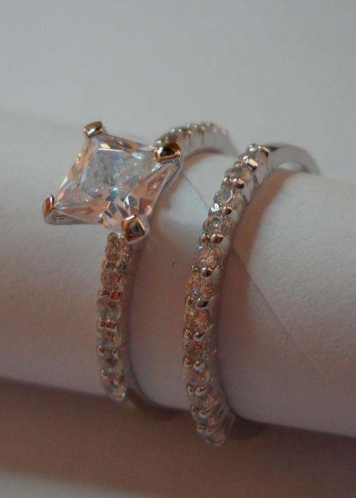 6x6mm Princess Cut CZ set in Sterling Silver Twin Bridal Set 2 Rings. Stunning