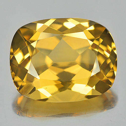 4.44cts Beautiful Ravishing Yellow Cushion  Cut 100% Natural Beryl. Beautiful Gemstone