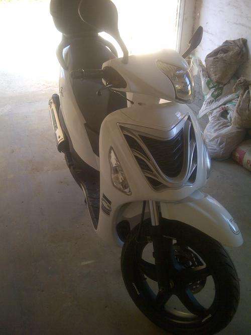 2014 300cc Powerflite Gomoto Big Boy Four Stroke Water Cooled Scooter. Never Used