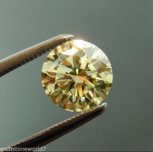 Beautiful 3.37ct Moissanite Golden Round Cut.Stunning. AAA Quality