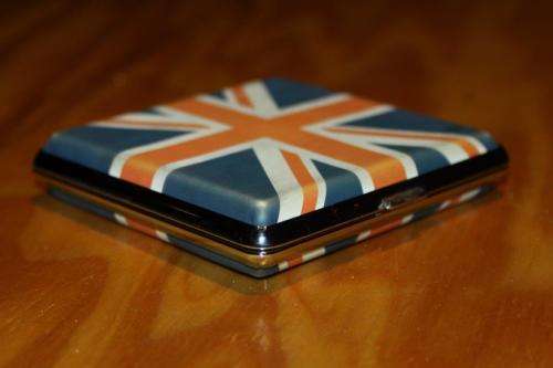 An exquisite Union Jack Branded Cigarette case in great condition!!