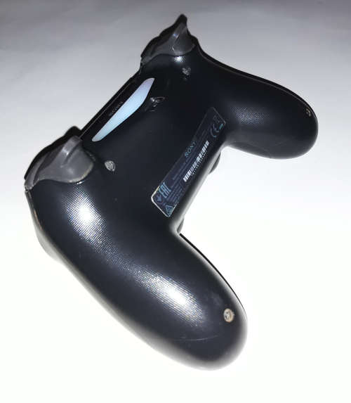 Playstation 4 slim 500gig console, game and controller in excellent condition