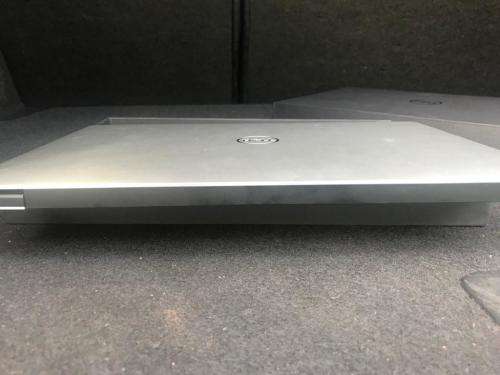 Dell 9305 i7 Laptop