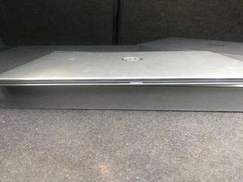 Dell 9305 i7 Laptop