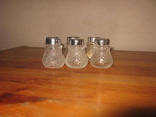 6x salt and pepper shakers