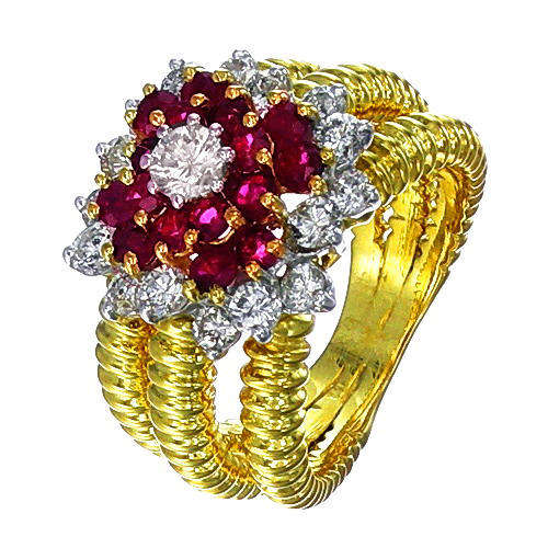 Beautiful Solid 14 karat (tested) gold ring (US size 5) Diamond and Ruby (Retail Value R34 417.00)