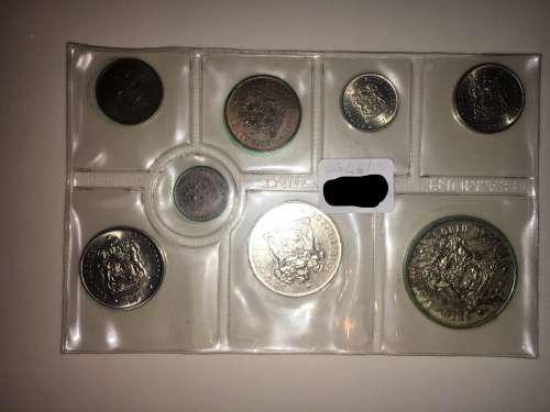 S.A MINT SET 1975