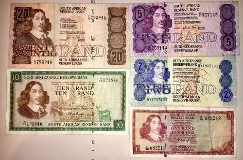 SET OF REPLACEMENT NOTES 1966-1973 R20,R10,R5,R2,R1[1BID TAKES ALL]
