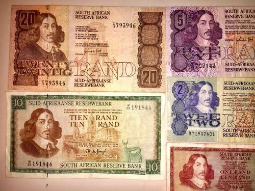 SET OF REPLACEMENT NOTES 1966-1973 R20,R10,R5,R2,R1[1BID TAKES ALL]