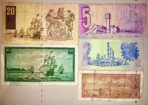 SET OF REPLACEMENT NOTES 1966-1973 R20,R10,R5,R2,R1[1BID TAKES ALL]
