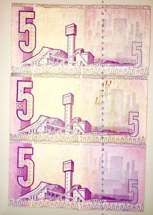 SET OF 3 X R5 VARIOUS GOVERNORS [1 BID TAKES ALL]