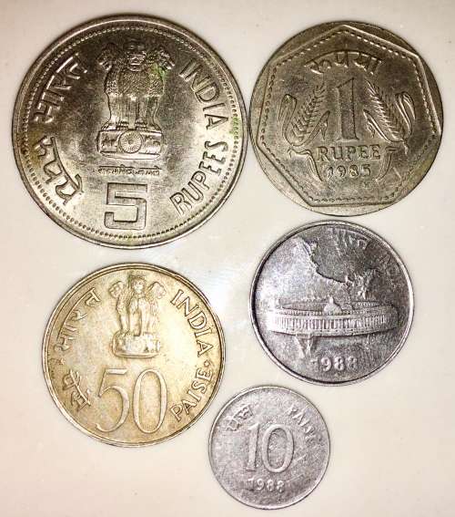 INDIA 5 X SET  5 RUPEES(GHANDI) TO 10 PAISE 1982 TO 1988( 1 BID TAKES ALL)