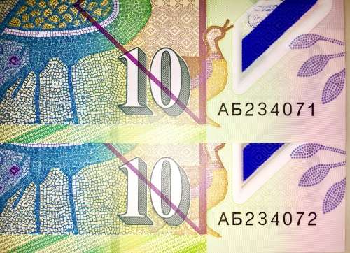 MACEDONIA 10 DINARA IN SEQUENCE NEW POLYMER UNC AB234071-072...2018 [1 BID TAKES ALL]