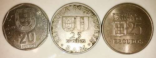 PORTUGAL SET X3,,,,25 ESCUDOS 1981 ,25 ESCUDOS 1985, 20 ESCUDOS 1981 (1 BID TAKES ALL)