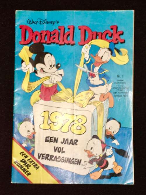 DONALD DUCK,, NO.1 !!!,,,1978 WITH CENTERFOLLED ..(VG) (WALT DISNEY)DUTCH COMICS AMSTERDAM