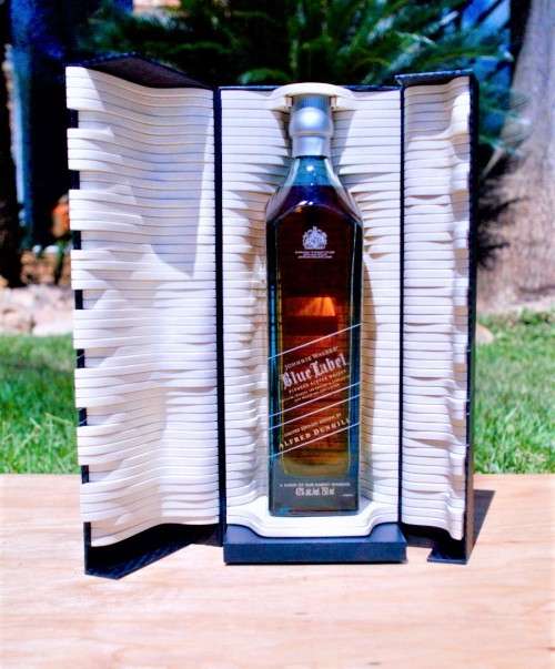 JOHNNY WALKER BLUE LABEL ALFRED DUNHILL EDITION  SEALED & FULL BOXED,VERY COLLECTABLE