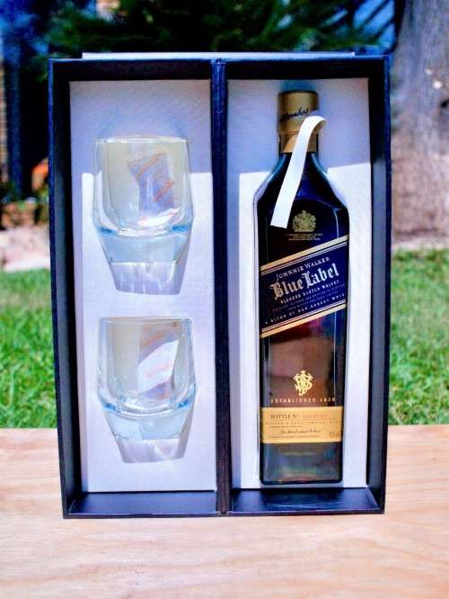 JOHNNY WALKER BLUE LABEL + 2 GLASSES SEALED & FULL BOXED, COLLECTABLE