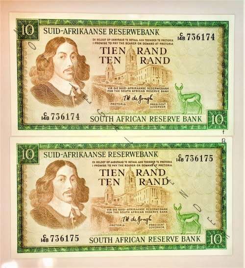 TW DE JONG R10 IN SEQUENCE C148-736174-175 AUNC 1967 THIRD ISSUE (1 BID TAKES ALL)