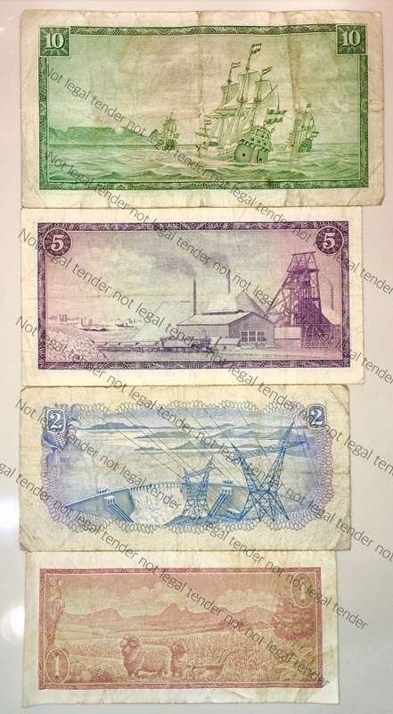 COMPLETE SET OF TW DE JONG & DECIMALS R10 -R1 ,,, 1967-1975( 1 BID TAKES ALL)