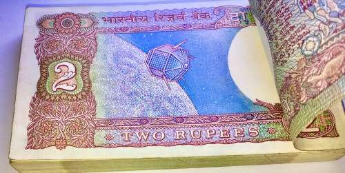 INDIA 2 RUPEE 1976 UNCIRCULATED COMPLETE BUNDLE SET OF 100 FROM BANK OF INDIA 350500-350401-