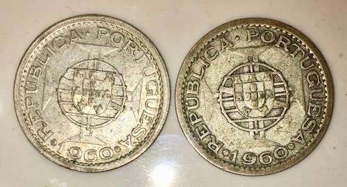 MOZAMBIQUE 5 ESCUDOS 1960 X2 SILVER .600