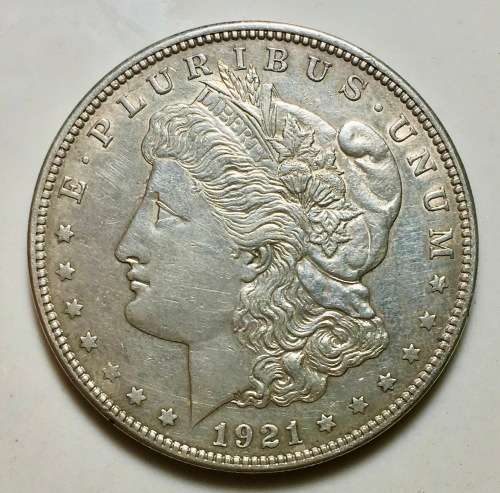 U S A SILVER MORGAN DOLLAR 1921 (100 YEARS OLD) PHILADELPHIA NICE TONING GOOD CONDITION WITH CAPSULE