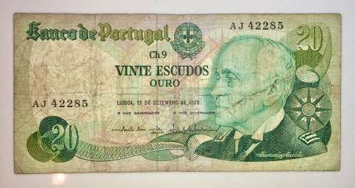 PORTUGAL 20 ESCUDOS 1978