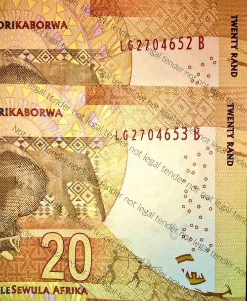 L.KGANYAGO R20 IN SEQUENCE LG1804652-653 UNC- AUNC 1ST ISSUE 2015 --MANDELA WTM(1 BID TAKES ALL)