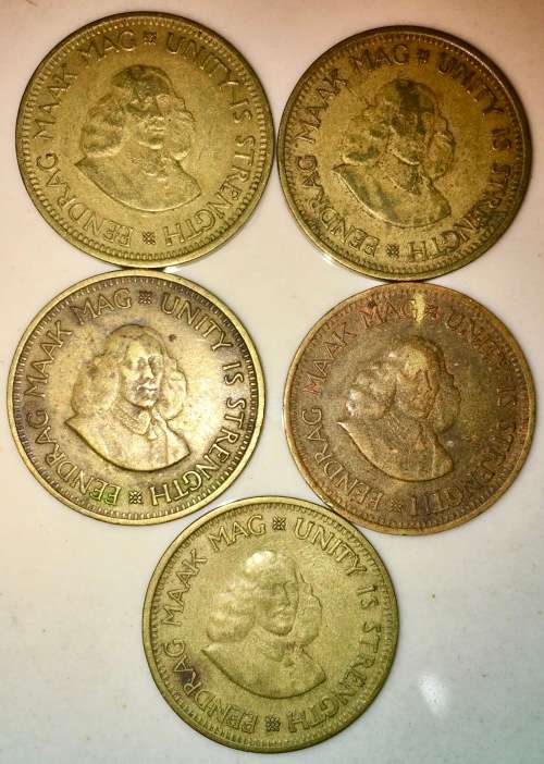 R S A  1/2 CENT 1961(BID PER COIN)