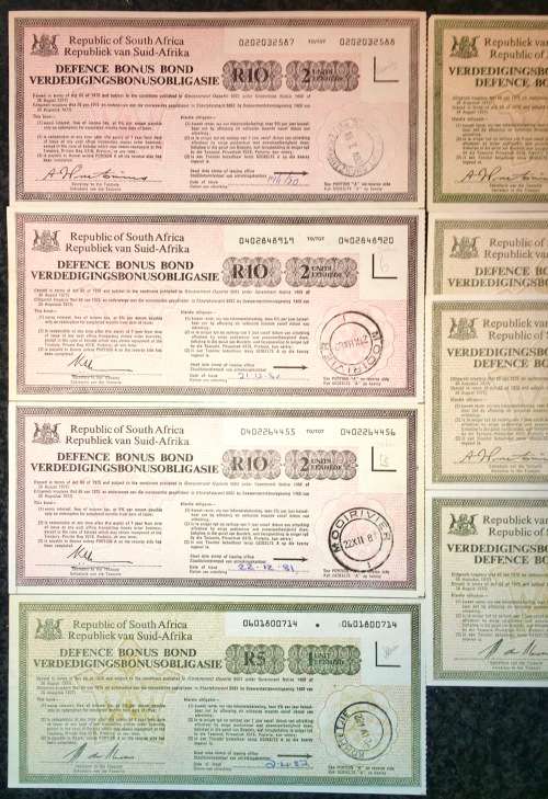 S.A DEFENCE FORCE BONUS BONDS SET WITH ORIGANAL HOLDER R10 X 3 & 5 X R5 FROM 1978-1982(1 BID TAKE AL