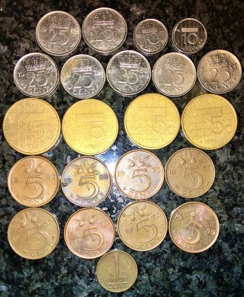 NETHERLANDS COIN SET (1 BID TAKES ALL)
