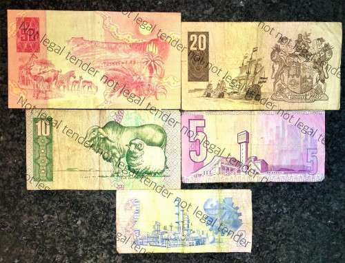 SET OF VARIOUS GOVERNORS & DECIMALS R50 TO R2  ( 1 BID TAKES ALL)