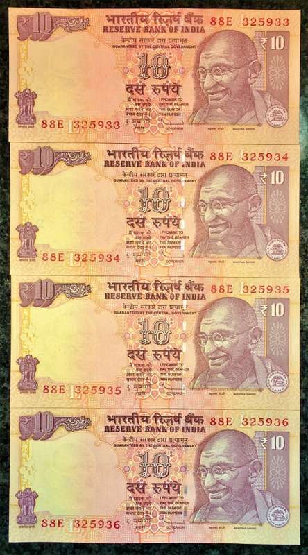 INDIA 10 RUPEE IN SEQUENCE 88E/325933-936 MAHATMA GANDHI 2012 UNC( 1 BID TAKES ALL)