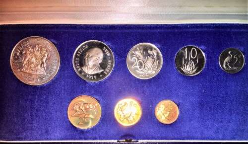 S A MINT PROOF SET 1979 WITH SILVER R1 TO 1/2 CENT IN BLUE S A MINT BOX
