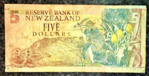 NEW ZEALAND 5 DOLLARS 1990s