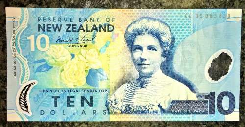 NEW ZEALAND 10 DOLLARS 2014 POLYMER NOTE