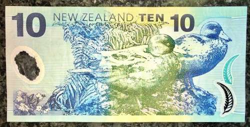 NEW ZEALAND 10 DOLLARS 2014 POLYMER NOTE