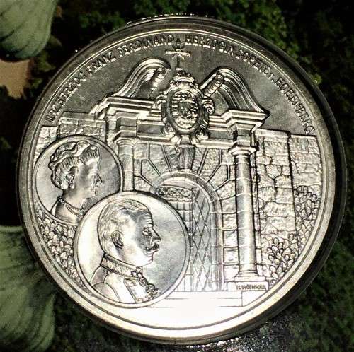 AUSTRIA SILVER 10 EURO 2004 SPECIAL UNC MINTAGE ONLY 40,000 SILVER ,925 IN LOVELY INFO FOLDER